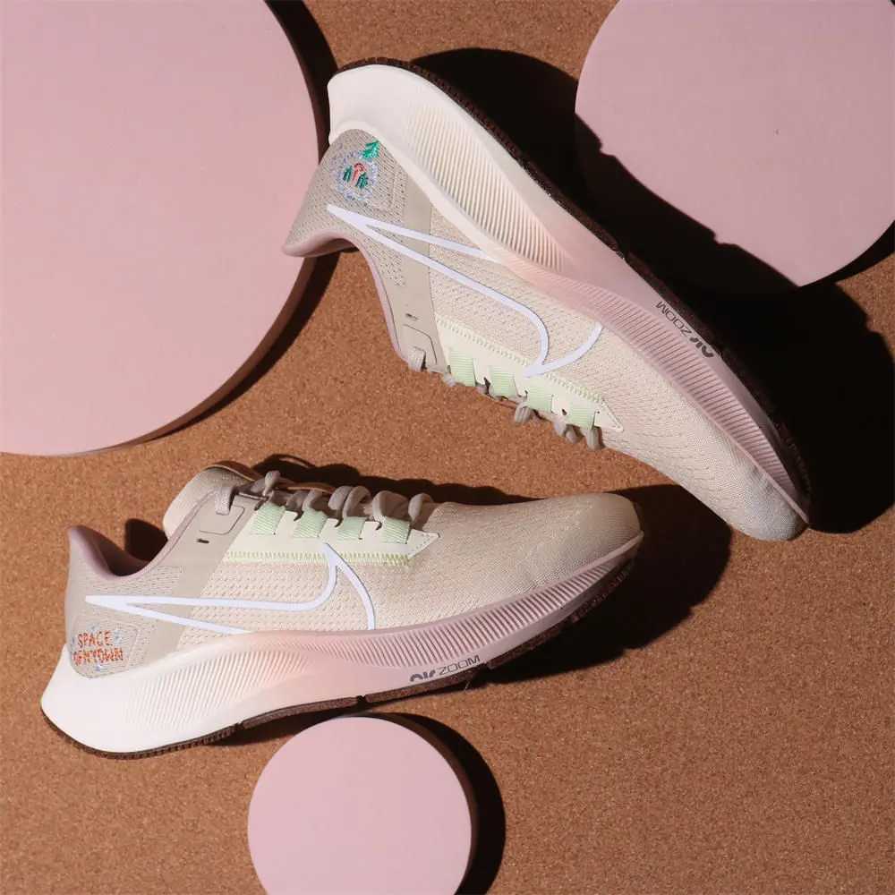 Alternative view of Giày Nike Wmns Air Zoom Pegasus 38 ‘Dandy Dandelions'  DM7195-211