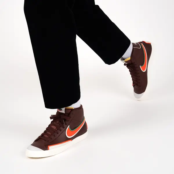 Alternative view of Giày Nike Blazer Mid ’77 Infinite Surfaces 'Dark Team Red' DA7233-200