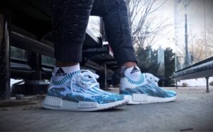 Alternative view of Giày Adidas Sneakersnstuff x NMD_R1 Primeknit 'Datamosh' BB6364