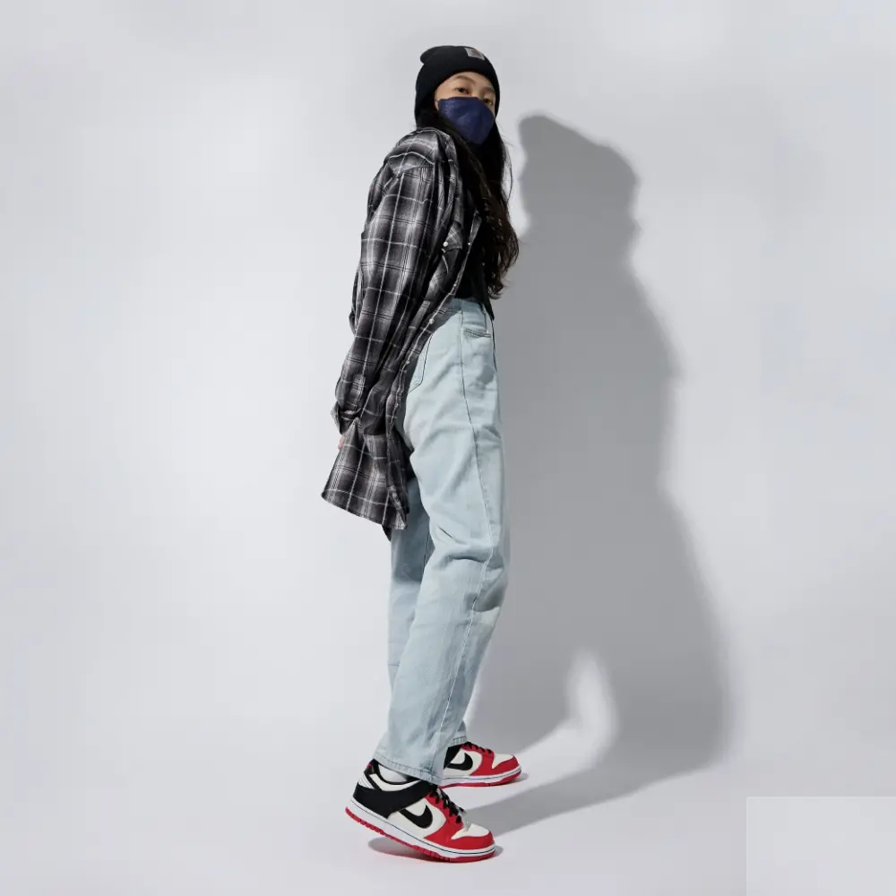 Alternative view of Giày Nike NBA x Dunk Low EMB GS '75th Anniversary Bulls' DO6288-100