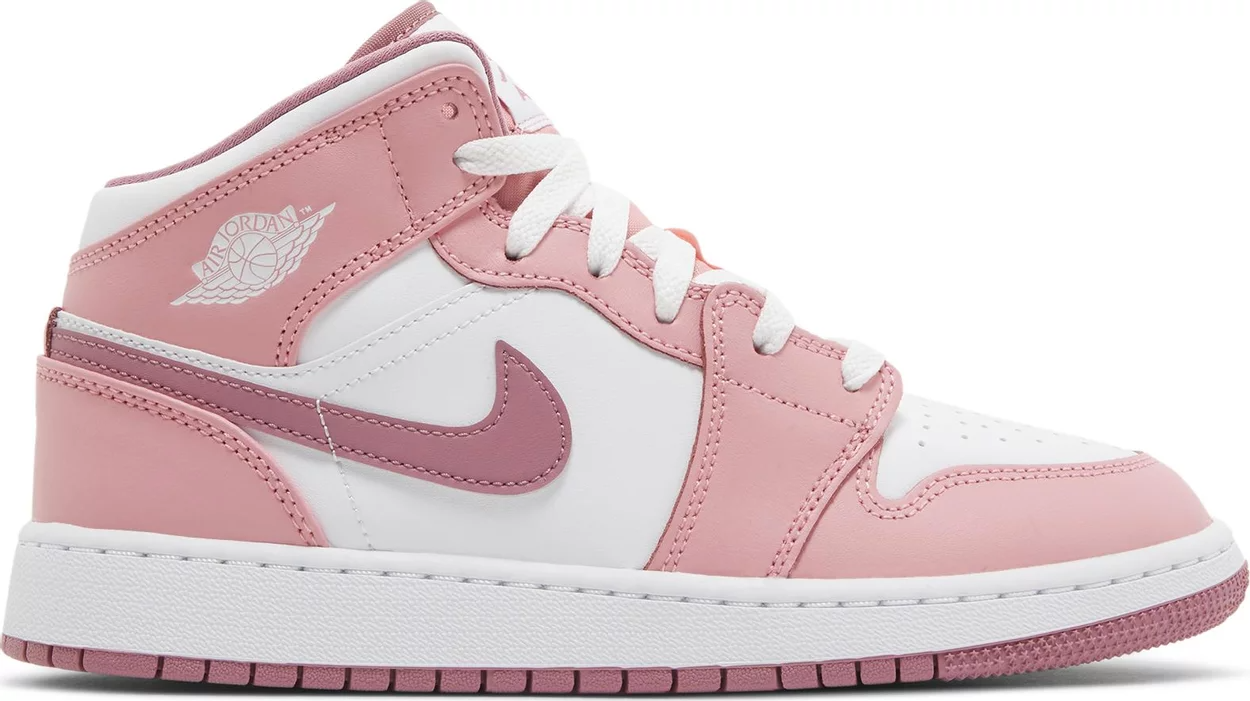 Giay Nike Air Jordan 1 Mid GS 'Valentine's Day 2023' DQ8423-616