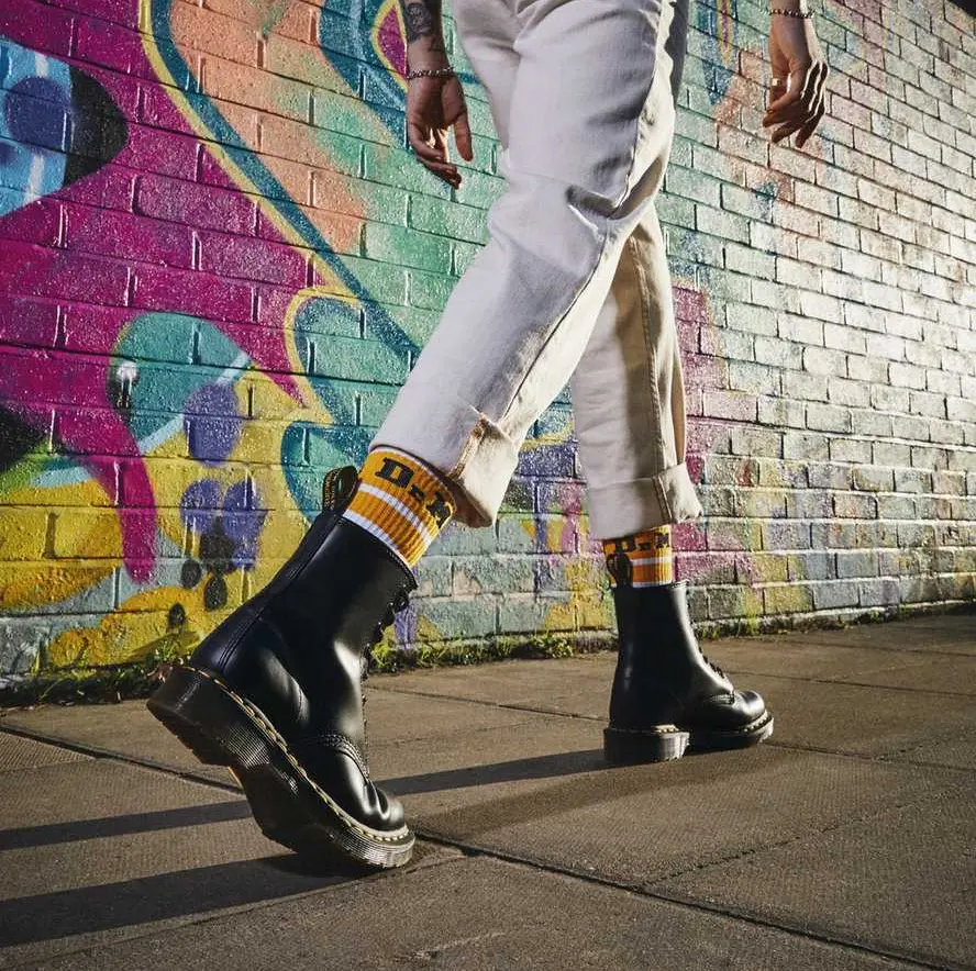 Alternative view of Giày Dr.Martens 1460 Women's Smooth Leather Lace Up 'Black' 11821006