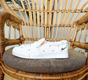 Alternative view of Giày Nike Court Royale Swoosh Print CZ8095-100