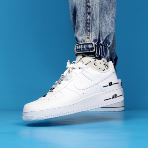 Alternative view of Giày Nike Air Force 1 '07 LV8 'Added Air' CJ1379-100