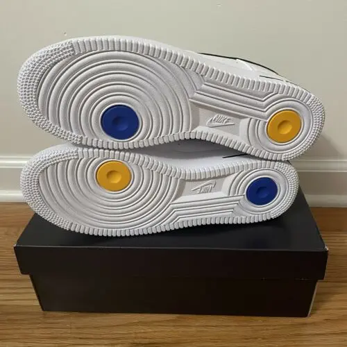 Alternative view of Giày Nike Ken Griffey Jr. x Air Force 1 '07 LV8 'Jr. & Sr.' DJ5192-100