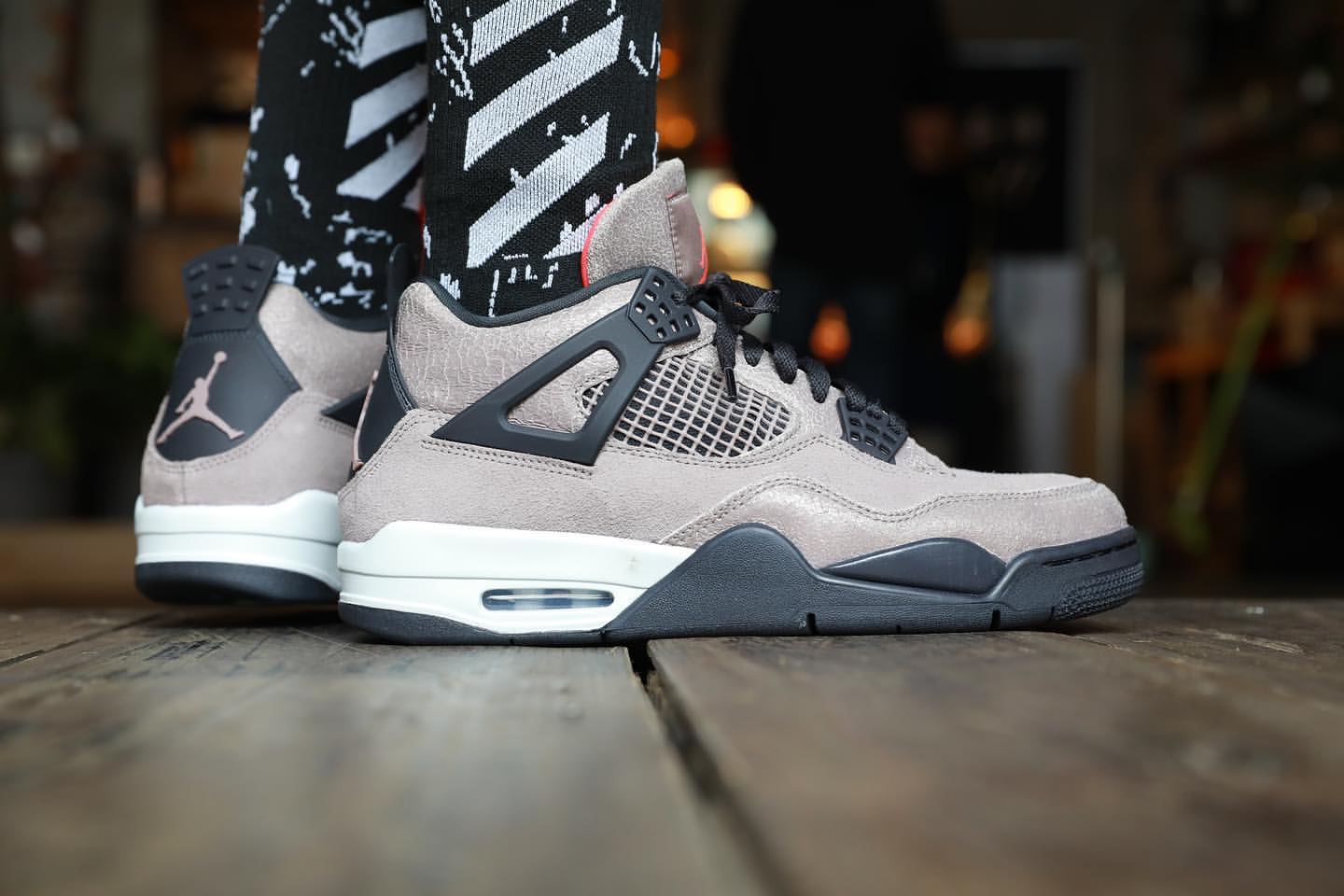 Giày Nike Air Jordan 4 Retro 'Taupe Haze' DB0732-200 - Ảnh 4