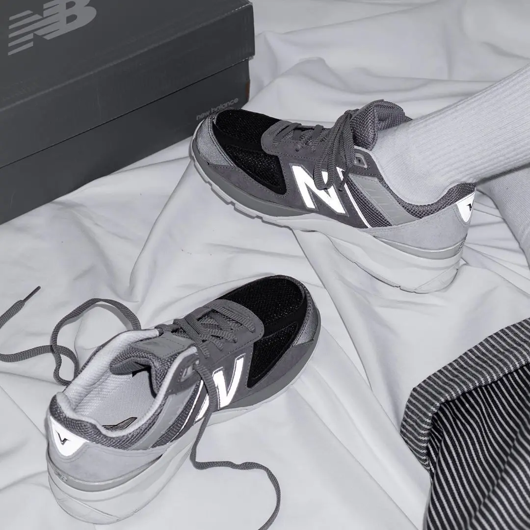 Alternative view of Giày New Balance 990v5 Big Kid 'Marblehead' GC990MN5