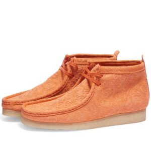 Giay Clarks x END Wallabee Boots 'Orange Floral' 261-63420