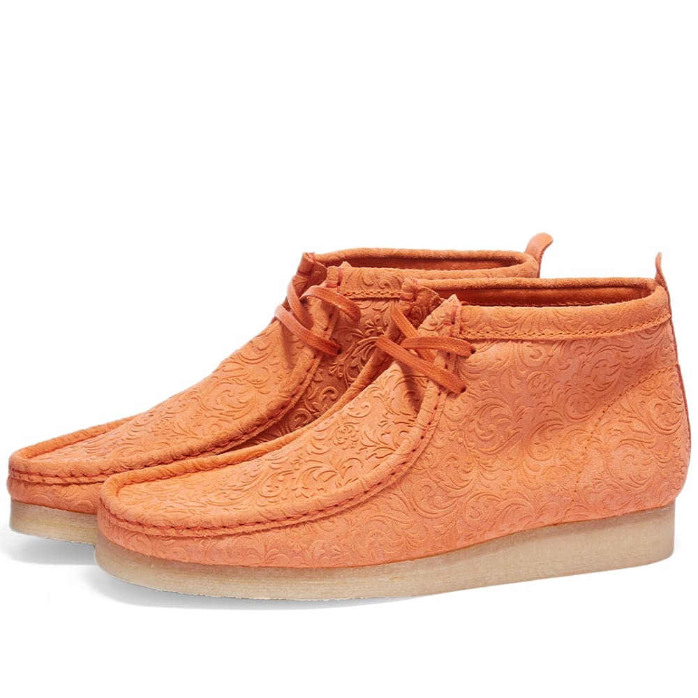 Giay Clarks x END Wallabee Boots 'Orange Floral' 261-63420