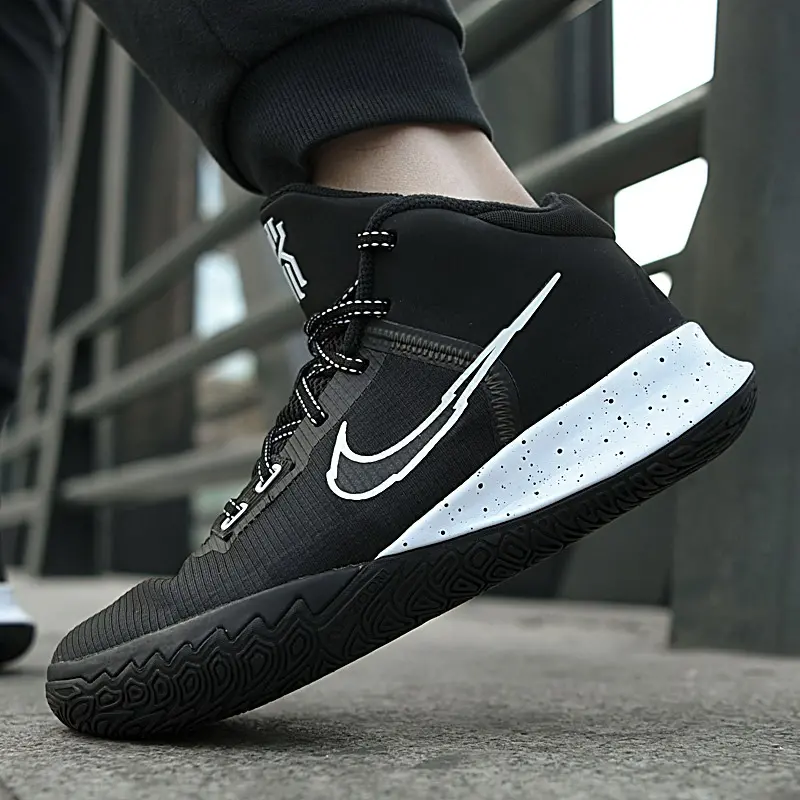 Alternative view of Giày Nike Kyrie Flytrap 4 'Black White' CT1972-001