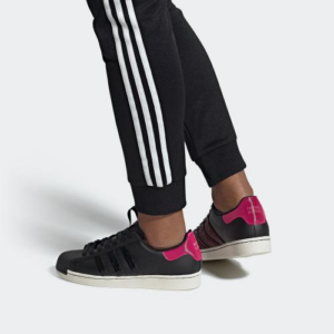 Alternative view of Giày Adidas Originals Superstar 'Black Pink' FW3922