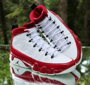 Alternative view of Giày Nike Air Jordan 9 Retro 'Gym Red' 302370-160