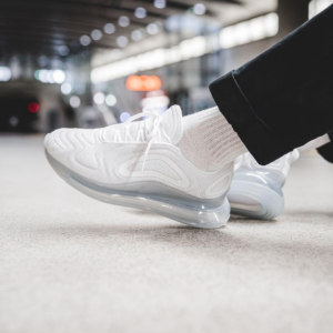 Alternative view of Giày Nike Air Max 720 'Pure Platinum' AO2924-100
