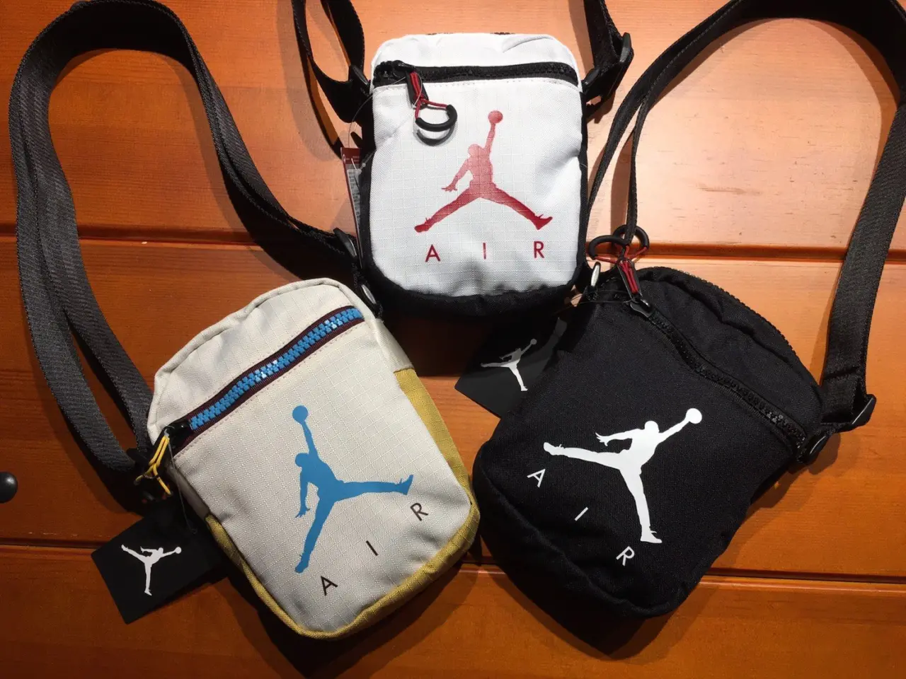 Alternative view of Túi Nike Air Jordan Festival Bag Cream 9A0197-W66