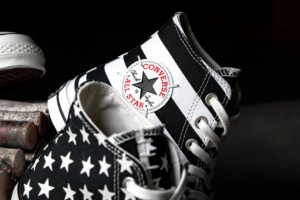 Giay Converse Chuck 70 Archive Restuctured Stripes 'Black White' 166425C