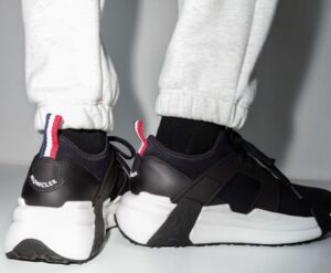 Giay Moncler Lunarove Trainers 'Black' I109A4M00210M1419999