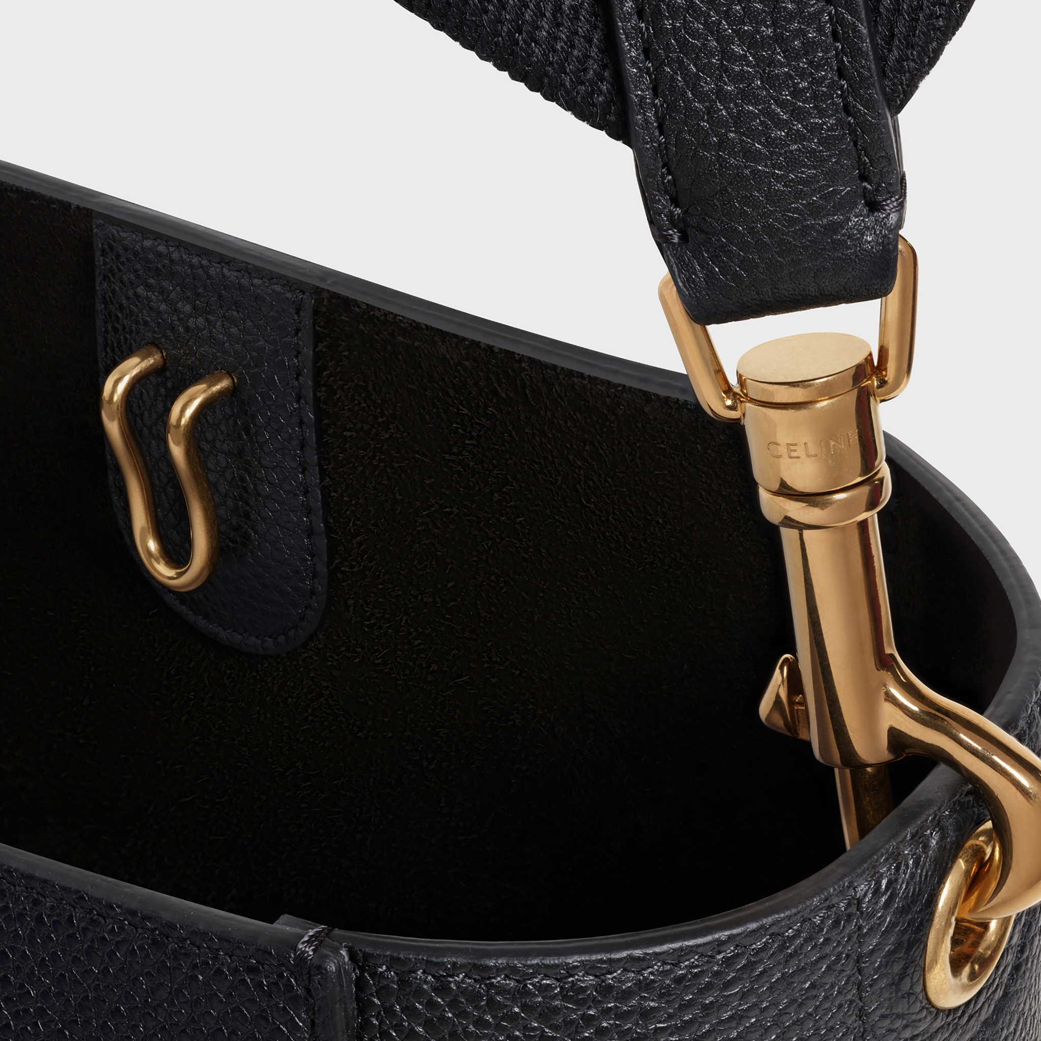 Túi Celine Sangle Small Bucket Bag In Soft Grained Calfskin 189303AH4-38NO - Ảnh 4