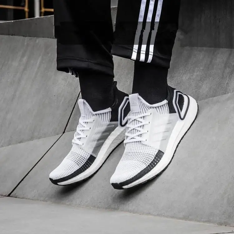 Alternative view of Giày Adidas Ultra Boost 2019 Panda B37707