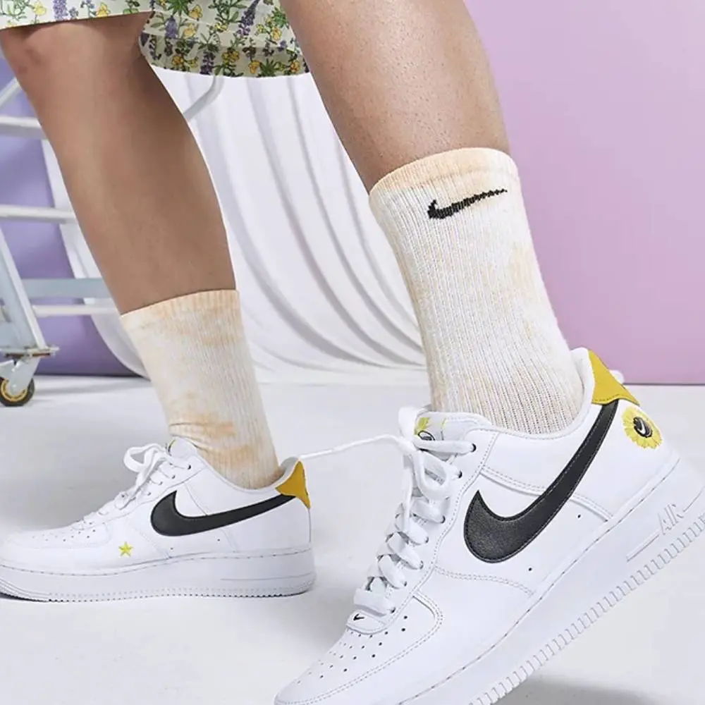 Alternative view of Giày Nike Air Force 1 Low Have a Nike Day 'White Gold' DM0118-100
