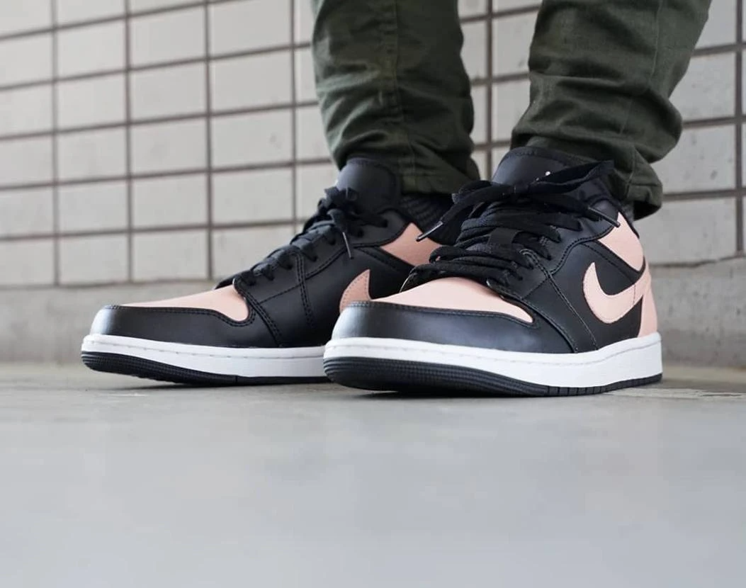Giày Nike Air Jordan 1 Low 'Crimson Tint' 553558-034 - Ảnh 2