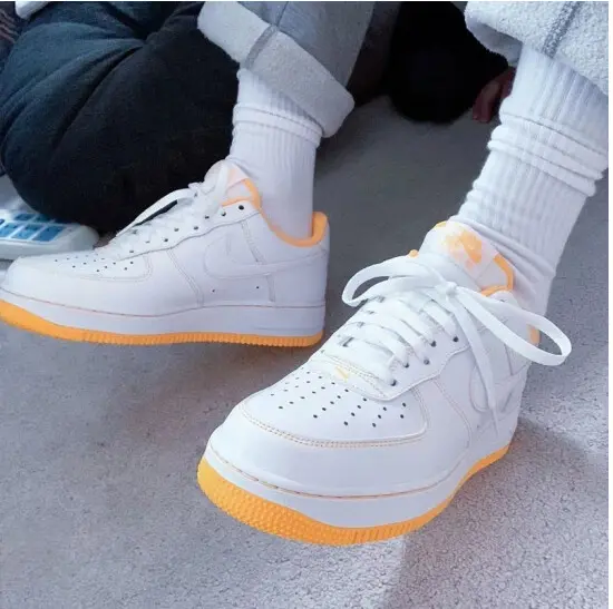Giày Nike Air Force 1 '07 'Contrast Stitch White Laser Orange' CV1724-102 - Ảnh 4