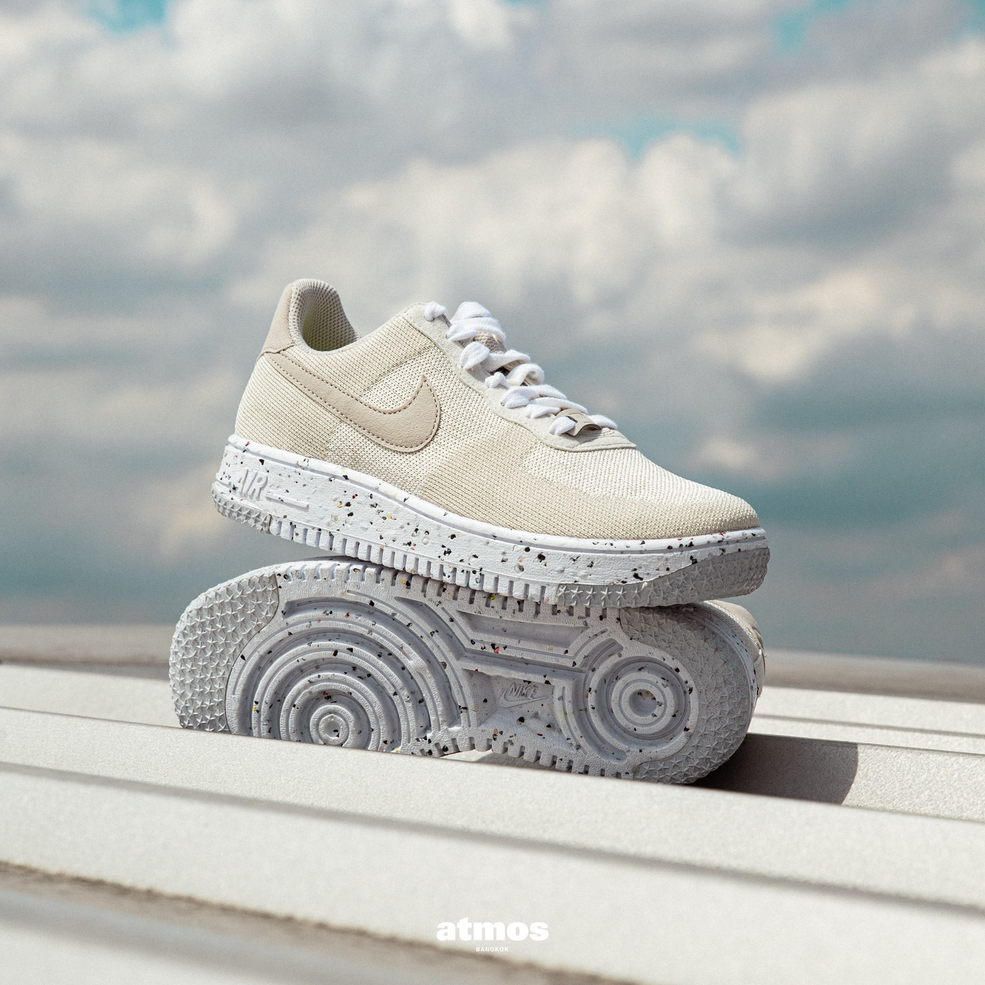 Giay Nike Air Force 1 Crater Flyknit 'Light Cream' DC7273-200