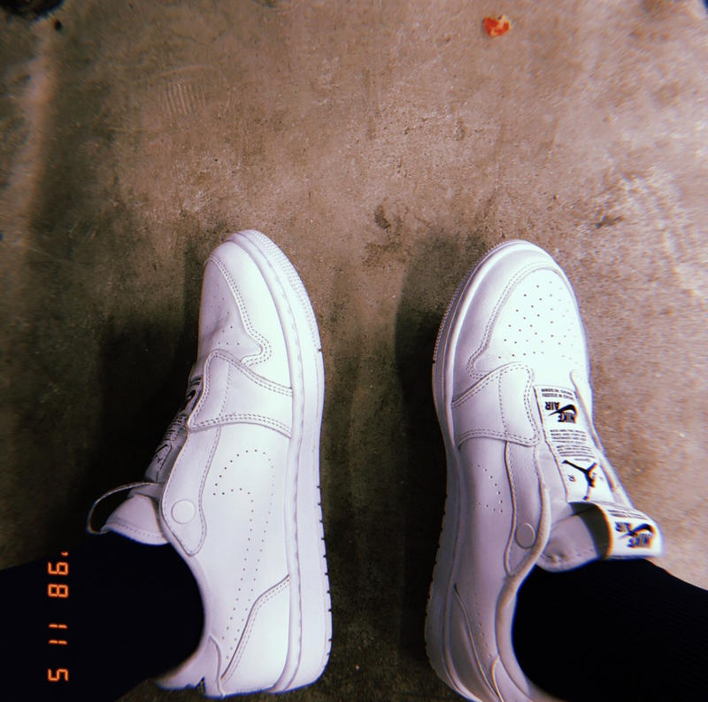 Giày Nike Wmns Air Jordan 1 Retro Low Slip 'White' AV3918-101 - Ảnh 2