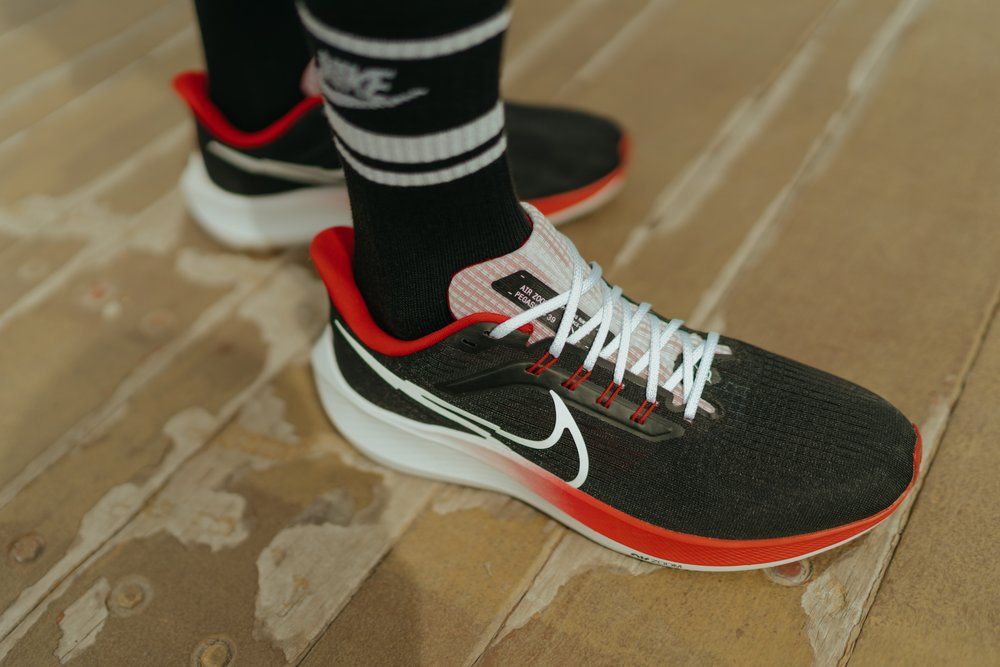 Giay Nike Air Zoom Pegasus 39 'Bowerman Track Club' DQ7871-001