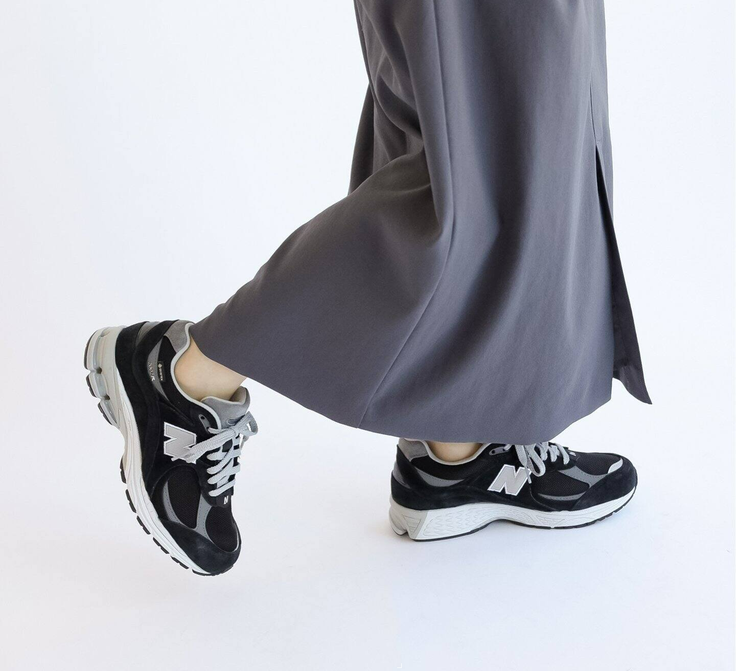 Giày New Balance 2002R Gore-Tex 'Black' M2002RXD - Ảnh 5