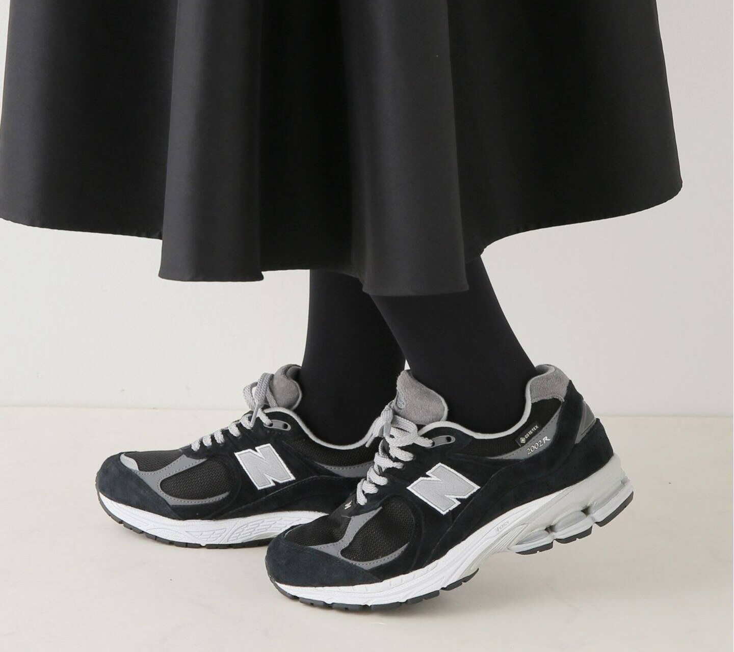 Giày New Balance 2002R Gore-Tex 'Black' M2002RXD - Ảnh 3