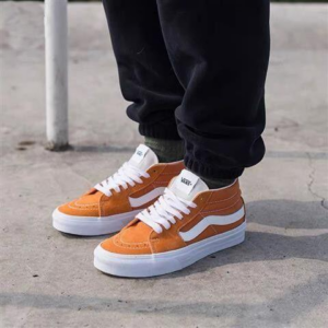 Alternative view of Giày Vans Sk8 Mid 'Orange' VN0A3WM360C