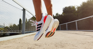 Giay Adidas Wmns UltraBoost Light 'White Solar Red' HQ6353