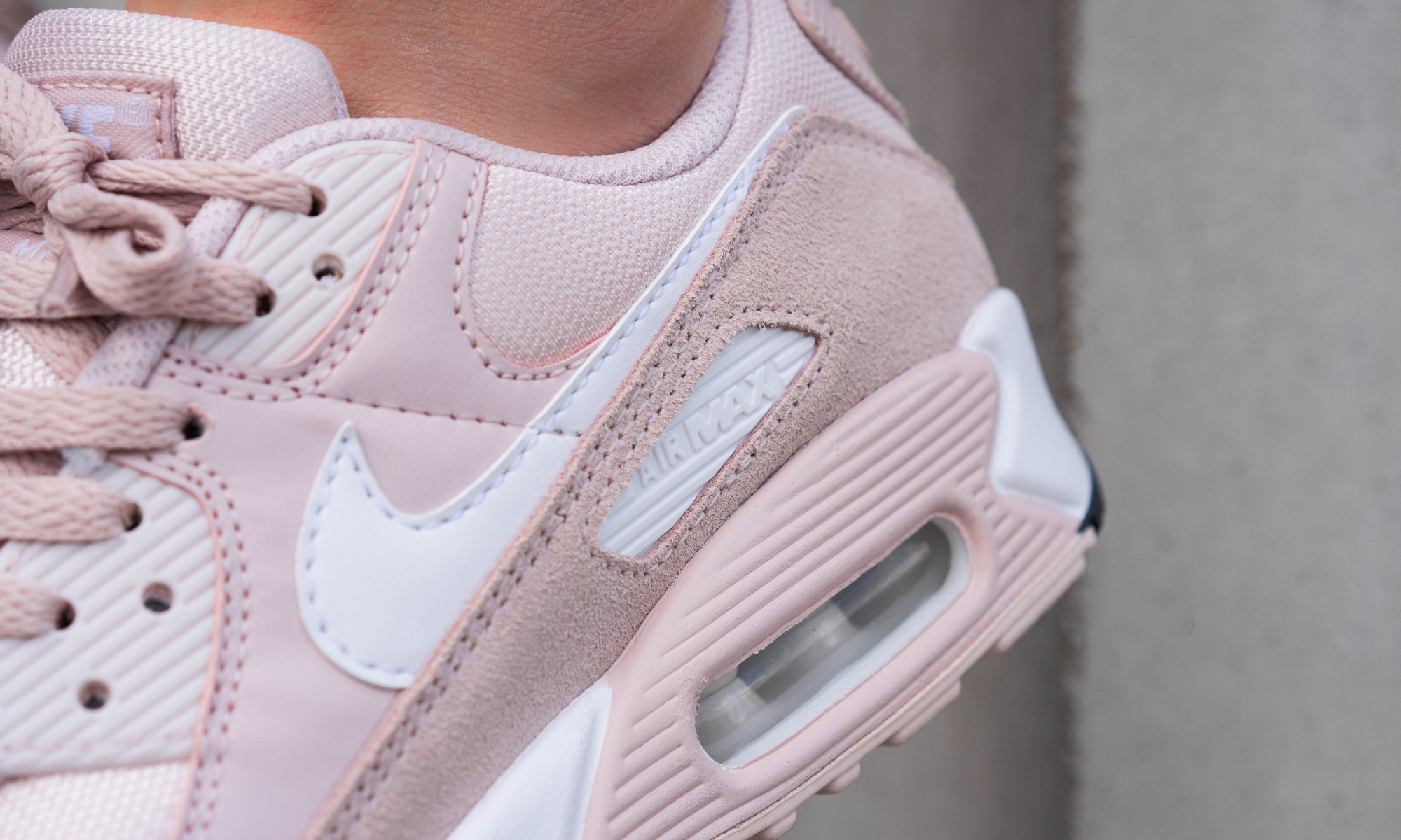 Giày Nike Wmns Air Max 90 'Barely Rose' CZ6221-600 - Ảnh 4