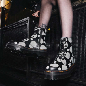 Alternative view of Giày Dr.Martens Jadon Polka Dot Smooth Leather 'Black White' 26882009