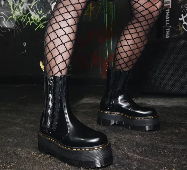 Giay Dr. Martens 2976 Max Leather Platform Chelsea Boots 'Black' 26903001