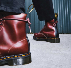 Alternative view of Giày Dr.Martens 1460 Men's Abruzzo Leather Lace Up 'Brown' 26906201