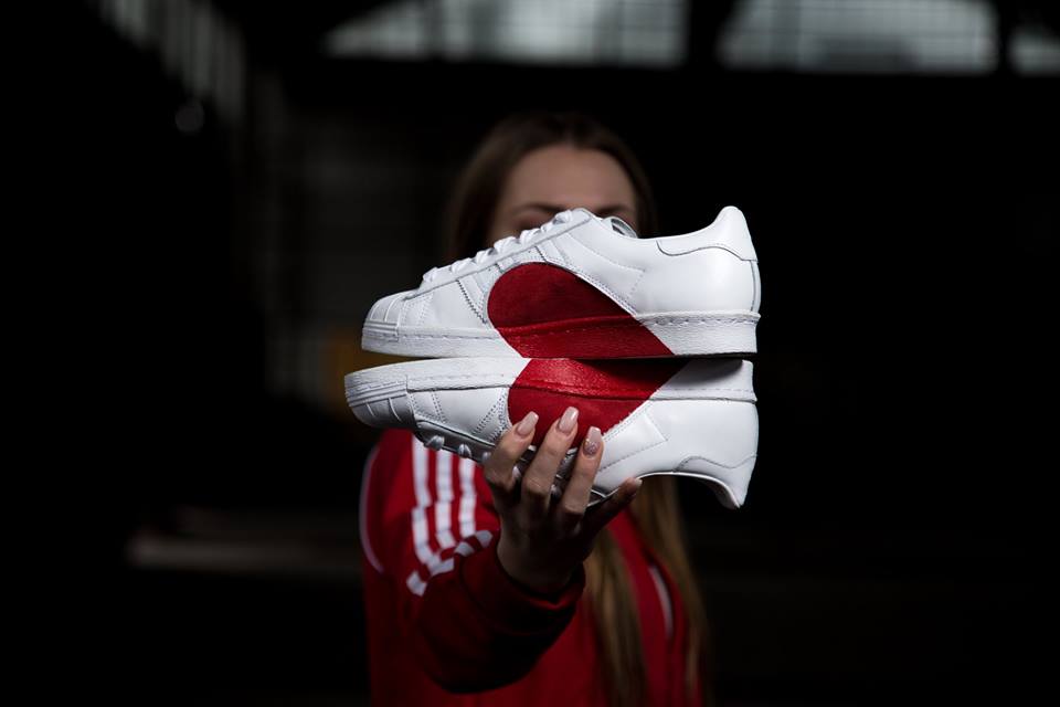 Giày Adidas Originals Superstar 80s Half Heart 'White Red' CQ3009 - Ảnh 3