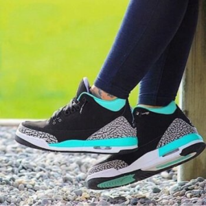 Alternative view of Giày Nike Air Jordan 3 Retro GG 'Black Mint' 441140-045