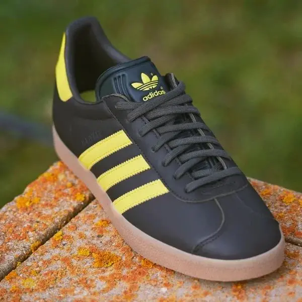 Giay Adidas Gazelle 'Shadow Olive Yellow Gum' HQ9873
