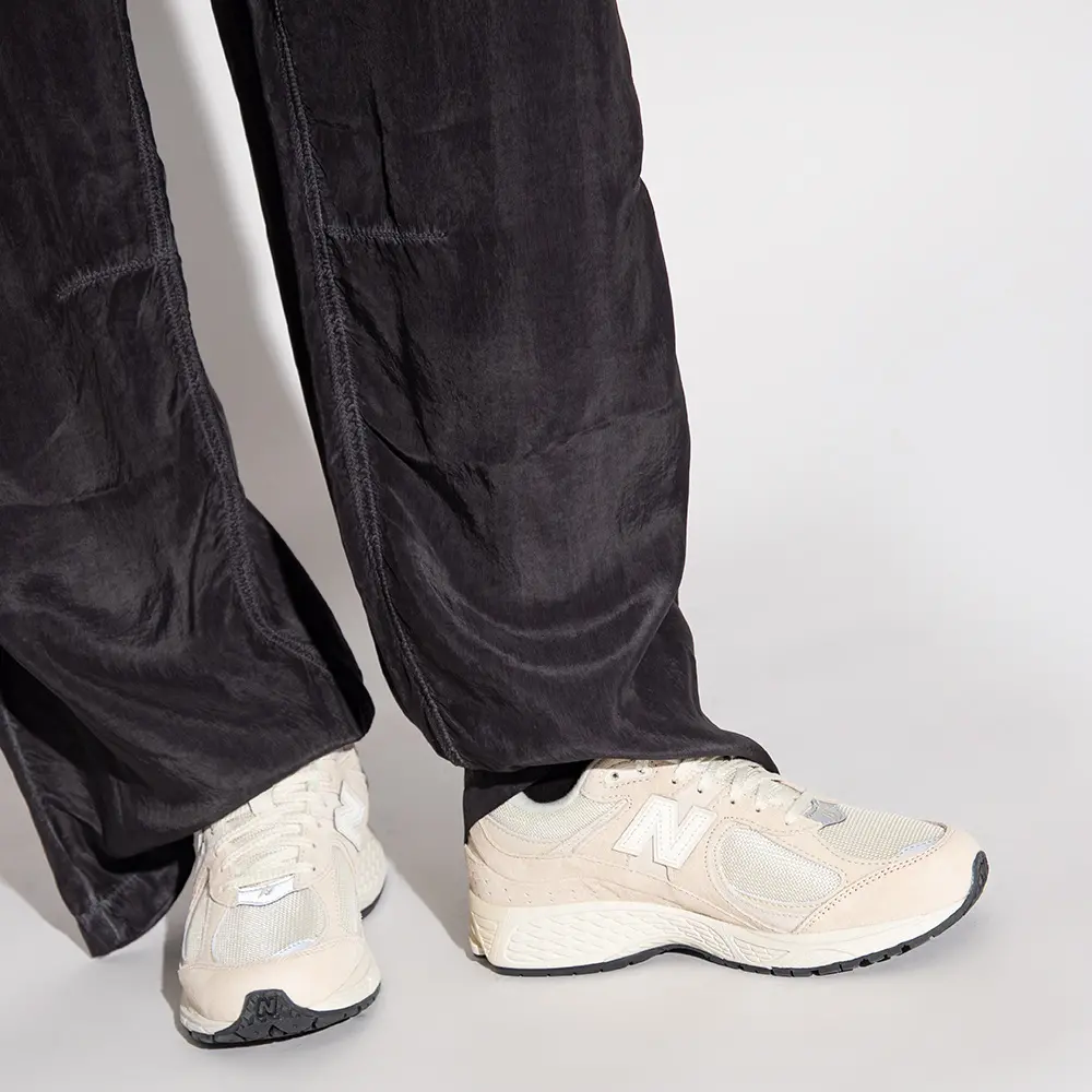 Alternative view of Giày New Balance 2002R 'Off White' M2002RCC
