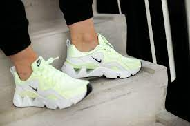 Alternative view of Giày Nike Wmns RYZ 365 'Barely Volt' BQ4153-700
