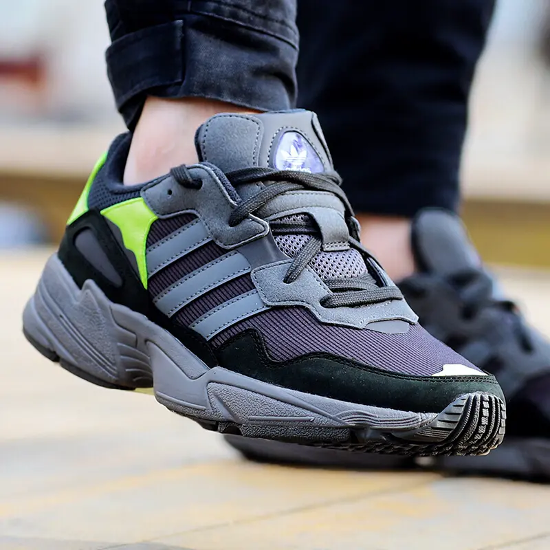Alternative view of Giày Adidas Yung 96 'Carbon' F97180