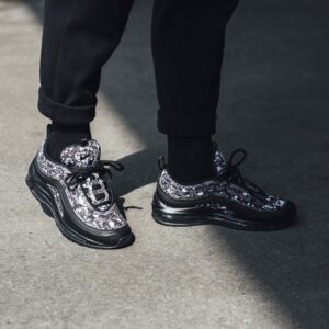 Alternative view of Giày Nike Air Max 97 'Grey Confetti' A02325-002