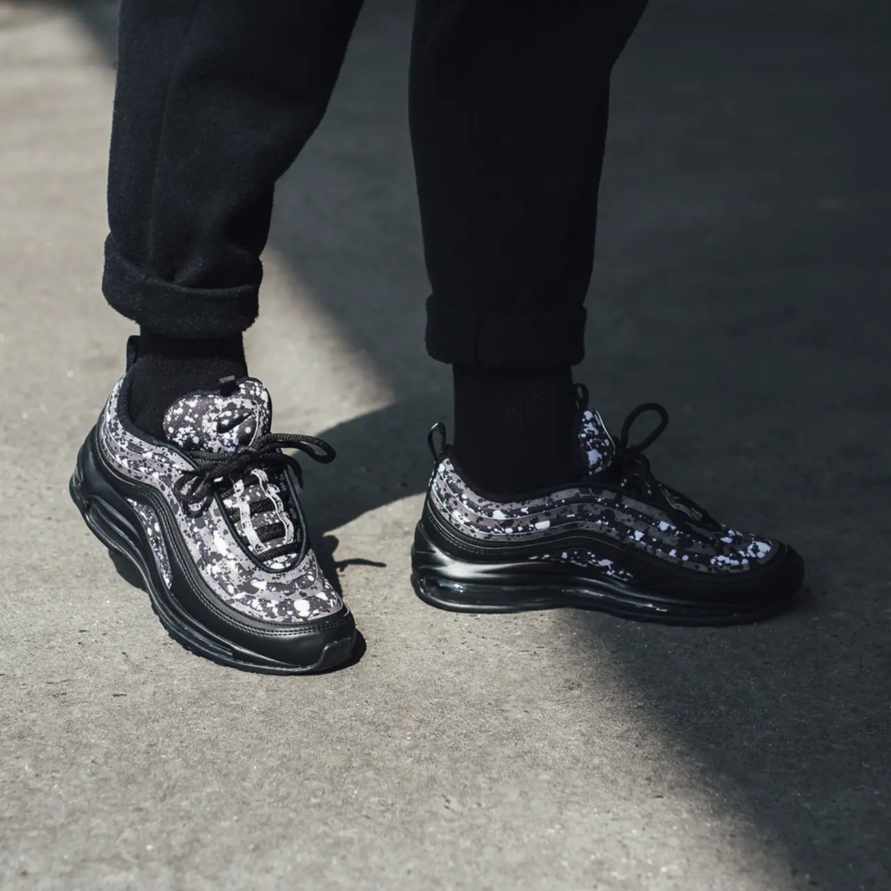 Alternative view of Giày Nike Air Max 97 'Grey Confetti' A02325-002