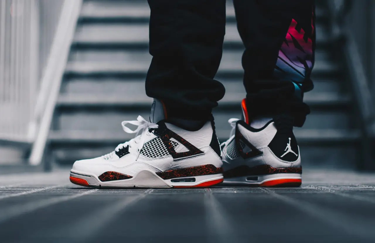 Alternative view of Giày Nike Air Jordan 4 Retro 'Pale Citron' 308497-116