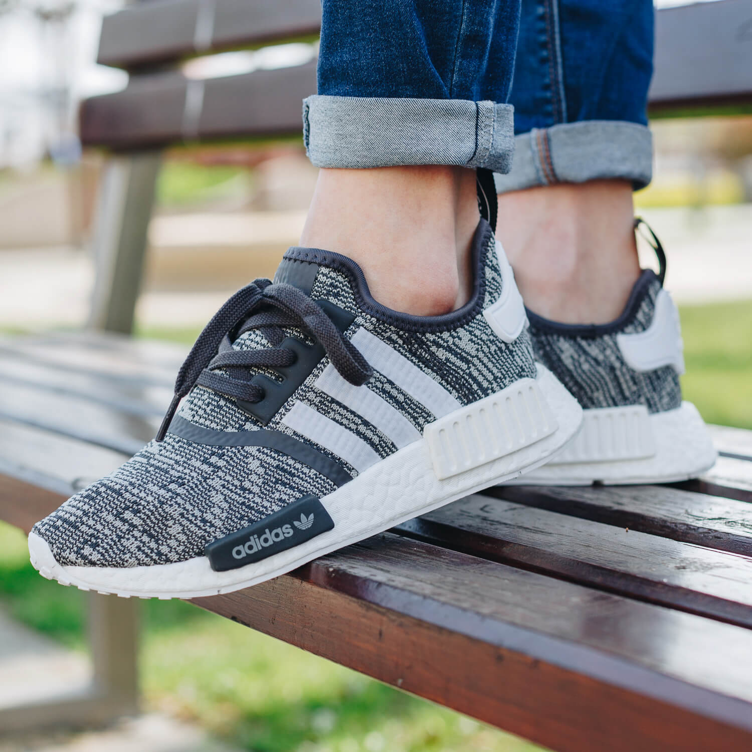 Giày Adidas Wmns NMD_R1 'Midnight Grey' BY3035 - Ảnh 3