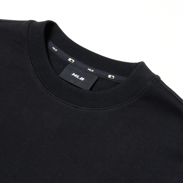Alternative view of Áo MLB Monogram Bag Big Logo Overfit Sweatshirt NY 3AMTM0114-50BKS