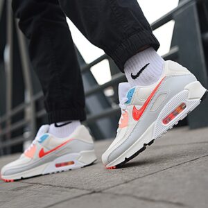 Alternative view of Giày Nike Air Max 90 'The Future is in the Air' DD8496-161