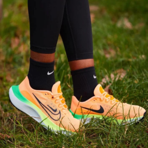 Alternative view of Giày Nike Zoom Fly 5 'Total Orange Ghost Green' DM8974-800