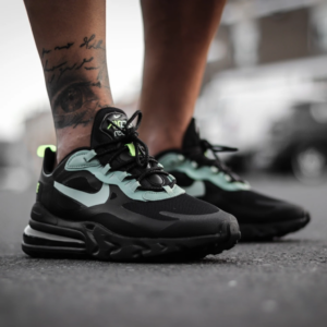 Alternative view of Giày Nike Air Max 270 React 'Black Volt' CW7474-001